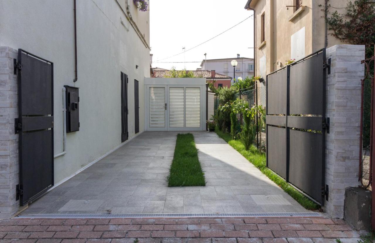 Astri Venice B&B Mestre Bagian luar foto