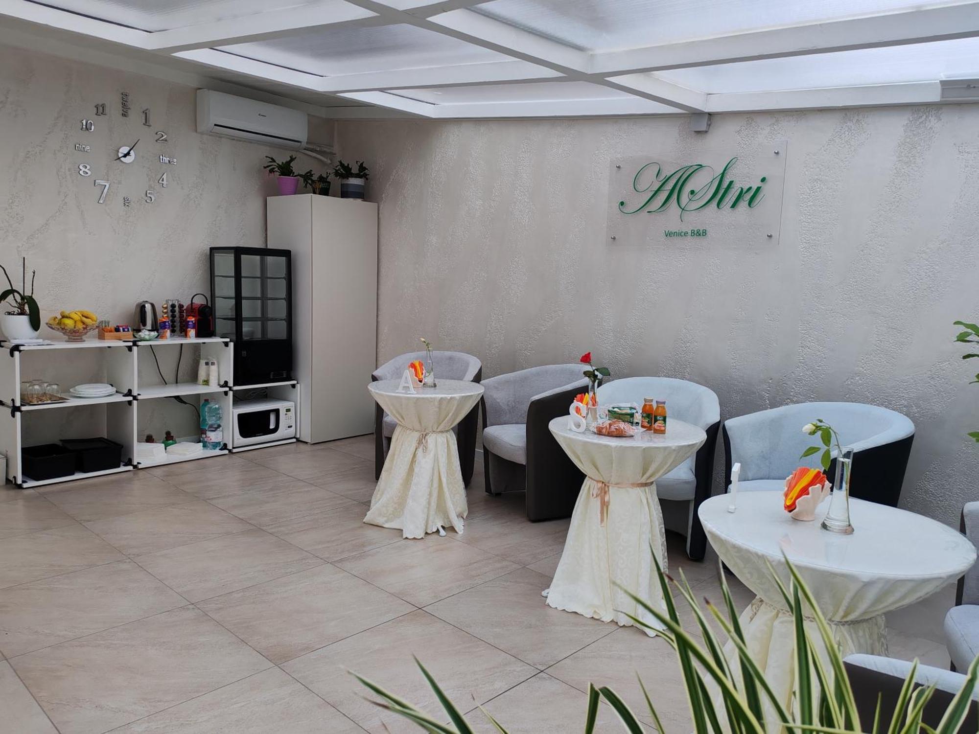 Astri Venice B&B Mestre Bagian luar foto